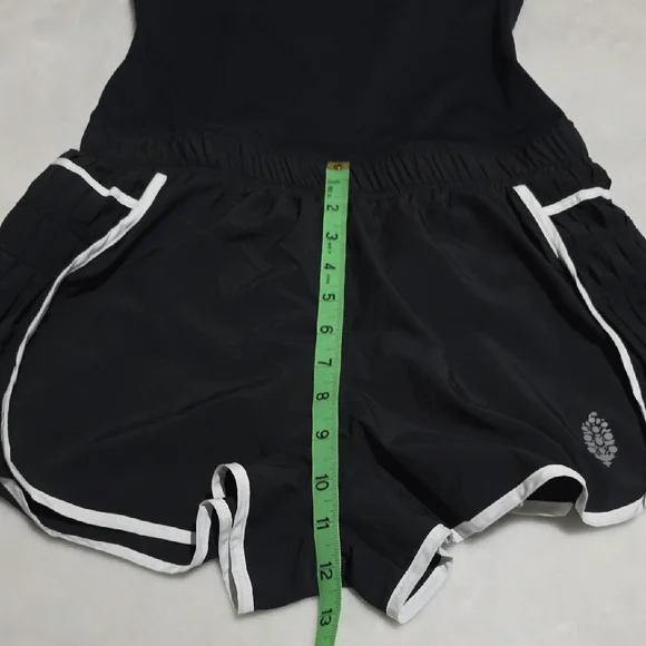 FP‎ MOVEMENT BY FREE PEOPLE Easy Tiger Shorties Romper. XS - Picture 7 of 13